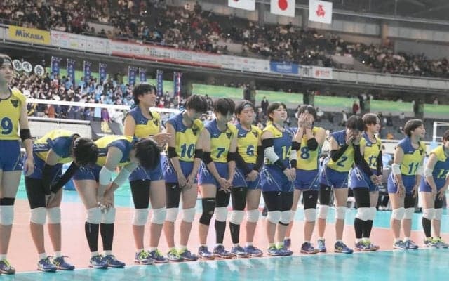 春高バレー　女子の横浜隼人は準々決勝敗退にも充実感　長井里緒主将「やりきることができた」