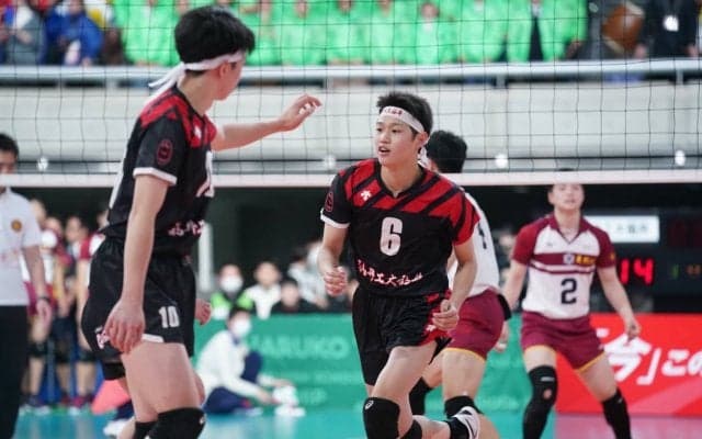 連覇を狙う駿台学園、前回準優勝の鎮西などが準決勝へ　男子大会3日目（1/6）の3回戦と準々決勝の全12試合結果【春高2024】