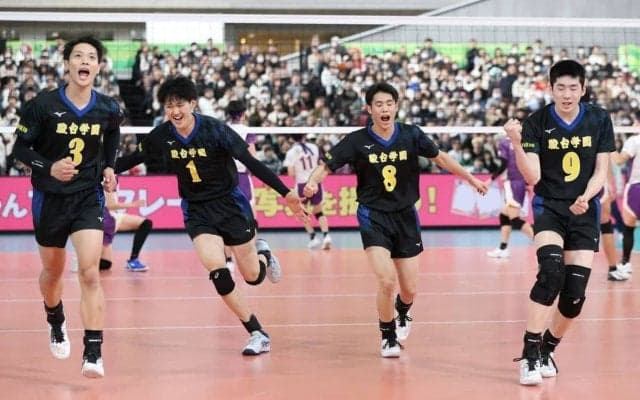 春高バレー　駿台学園、高校総体との２冠に王手　昇陽にストレート勝利