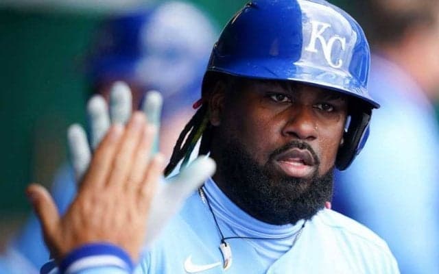 MLB通算100発超えもNPBは“別物”　2桁HRも高い壁…苦戦続きの大物メジャーリーガー