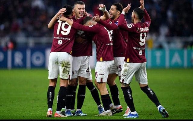 新戦力マッツォッキ退場のナポリ、トリノに完敗で新年初戦黒星【セリエA】