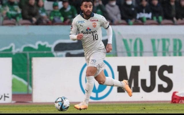 清水10番、カルリーニョス・ジュニオが契約更新！　昨季はチーム最多の15ゴール