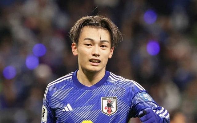 上田綺世の進化を風間八宏が分析「無駄な動きが減り、真ん中でプレーし続けるようになった」