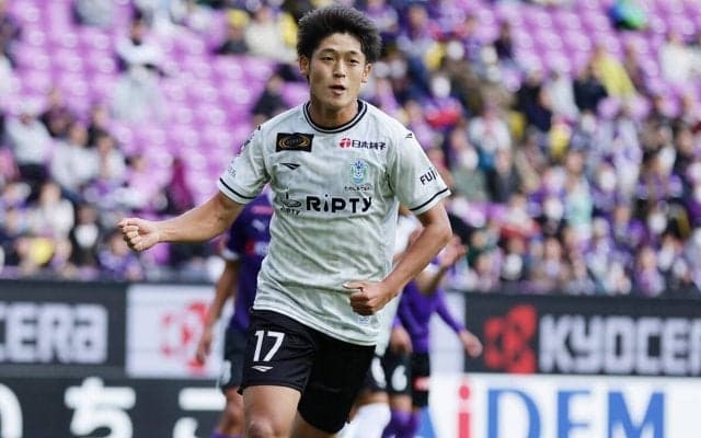 2年連続J1で3位の広島、スキッベ体制3年目は大きな変化なし…湘南から加入したFW大橋祐紀は「77」、GK大迫敬介は「1」を背負う