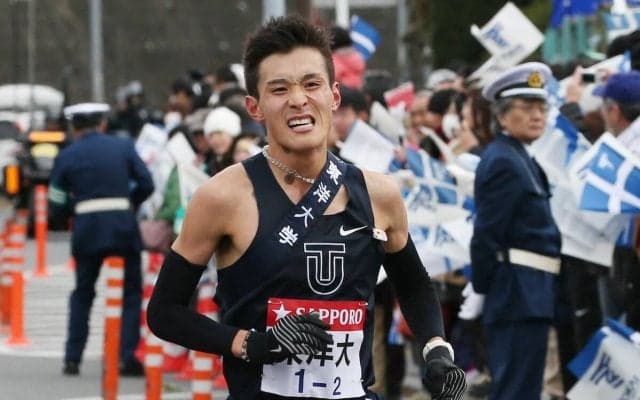 箱根駅伝2区を走った青学大・黒田や駒澤大・鈴木らの走りを東洋大OB服部勇馬が分析　自身が走った当時と比べ「厚底シューズで走っていたら...」