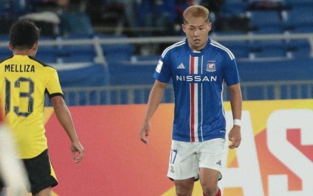 横浜FM、昨年加入の地元出身MF井上健太と契約更新！ 肩の手術実施も併せて発表