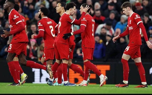 リバプールが途中出場2選手の活躍で鮮やか逆転！　フルアムにホームで先勝し決勝進出へ王手【EFLカップ】