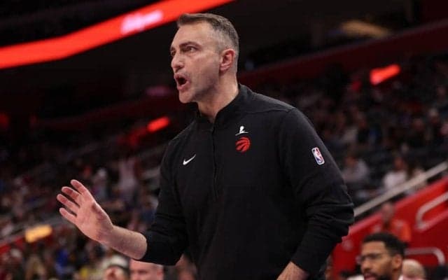 NBAが審判を批判したラプターズのダルコ・ラヤコビッチHCへ約362万円の罰金処分