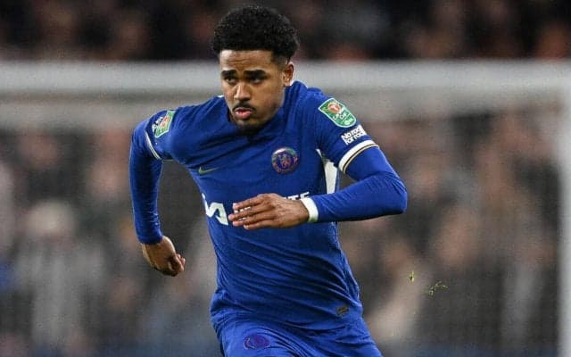 左SB探していたドルトムントがマートセンをレンタルで獲得！ 移籍元チェルシーは2026年までの契約延長も発表