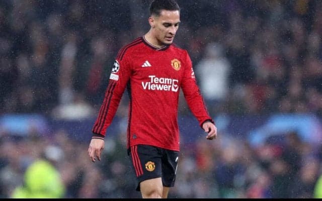 ユナイテッド指揮官がゴール＆アシストなしのアントニーを語る　「ピッチ外の問題がプレーの妨げに」