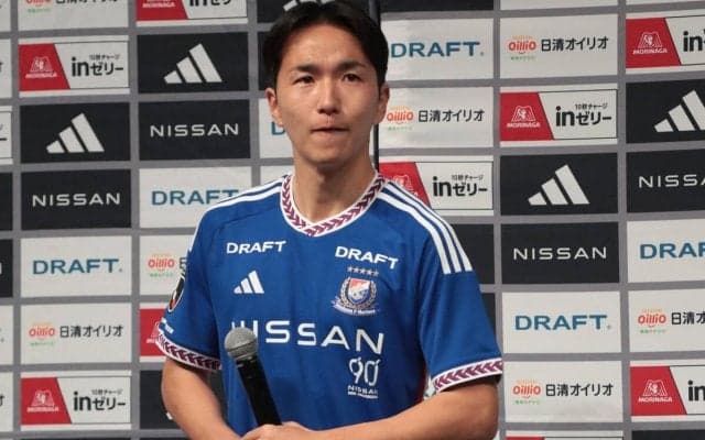 「マリノスしか考えられない」3年ぶりの横浜FM復帰、韓国で逞しさが増した天野純が意気込み…背番号「20」は「好きな選手がつけている」