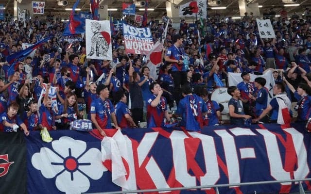 「ここまで武田菱を前面に出したユニあった？」「カッコいいなあ」甲府が新ユニフォームを発表！武田氏の家紋「武田菱」をシャツ全体にデザイン