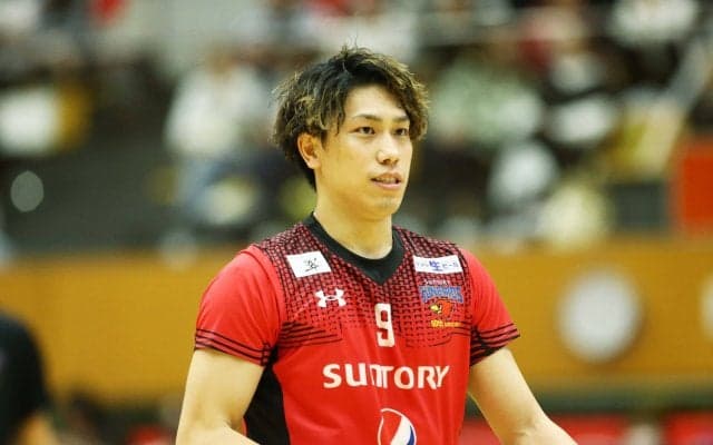 VリーグV1男子　サントリー2日連続の逆転勝ち　首位パナソニックは11連勝