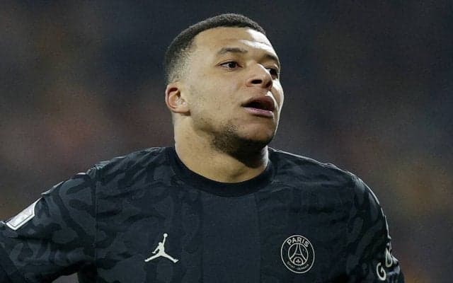 エムバペは「移籍するする詐欺」？ レアル移籍騒動の下に隠れている思惑の数々