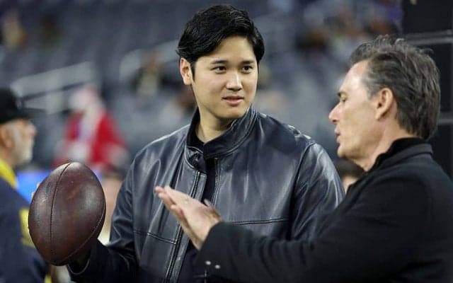 大谷翔平をしれっと見守る「アメリカのパパ」　行くところに姿あり…大忙しのオフが反響