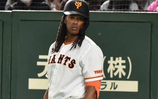 NPB外国人選手の国内移籍が多い今オフ　高木豊氏が「一番活躍する」と語った選手とは？