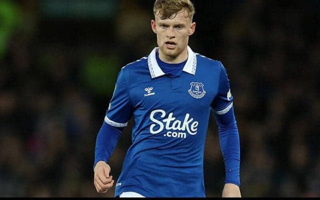 シーズン後半戦に立て直し図るユナイテッド、エバートンの若手CBに関心か