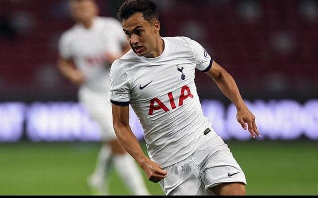 ブレントフォードがレギロンの獲得を正式発表！｢サッカーを楽しみたい｣