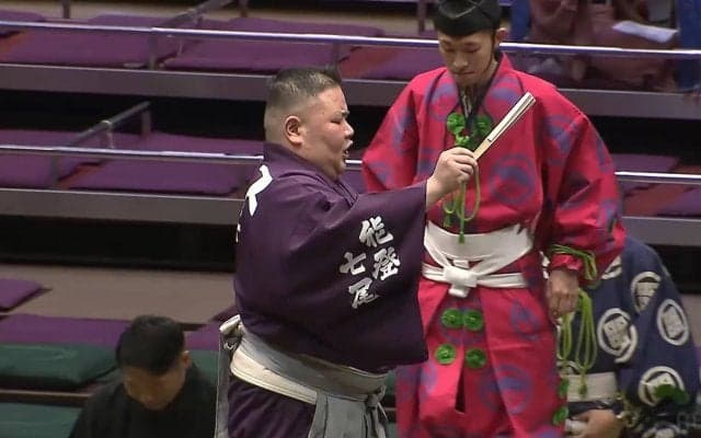 館内どこにいても聞こえる“美爆音”31歳の呼び出し・重次郎に「声すごい」「いつものごとく素晴らしい声量」と絶賛相次ぐ