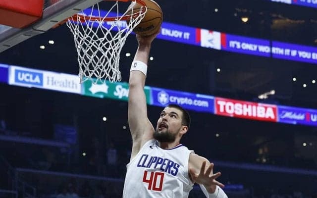 クリッパーズ不動の先発センター、イビツァ・ズバッツが最低4週間の戦線離脱