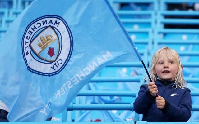 「めちゃくちゃかっこいい」「これはヤバい！」シティが辰年仕様の特別ユニフォームを発表！空を舞う龍のデザインが大好評「ワオワオワオ」