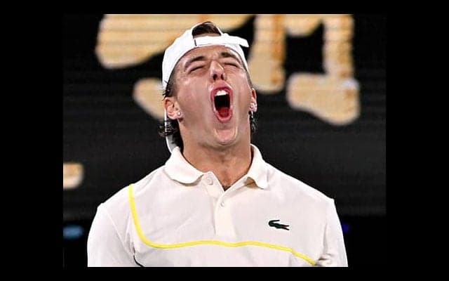  世界8位下す金星「勝利の鍵は...」 