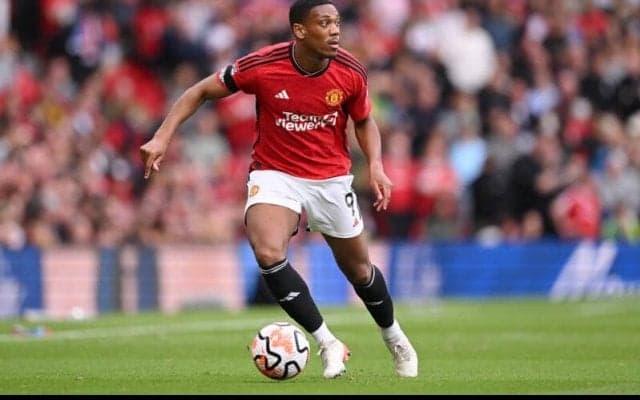 「グループから外されたわけではない」 欠場続きのマルシャル巡る報道に代理人が反論！　今冬の残留見通しも認める