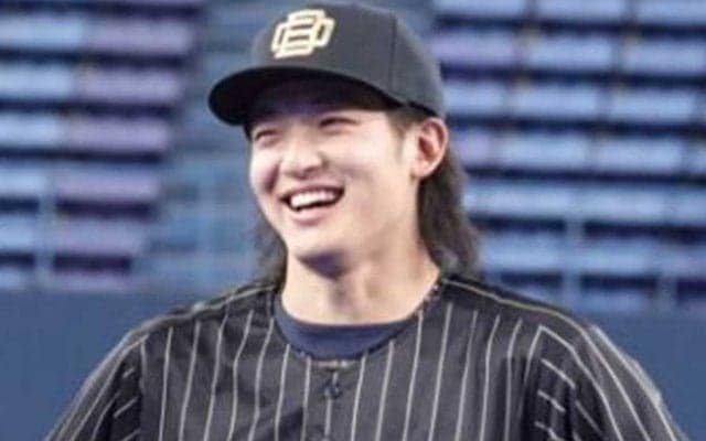 オリ新ユニが「かっこよすぎ」　選手からも絶賛…球団に要望も「全員言ってるっす」