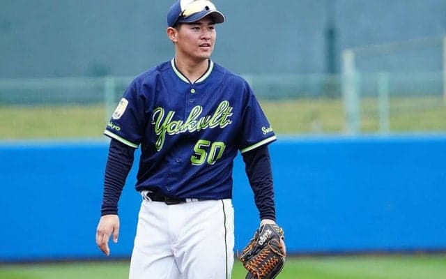 燕コーチが期待…“勝負師”の23歳逸材　覚醒候補が秘めた「数字で表せない面白さ」