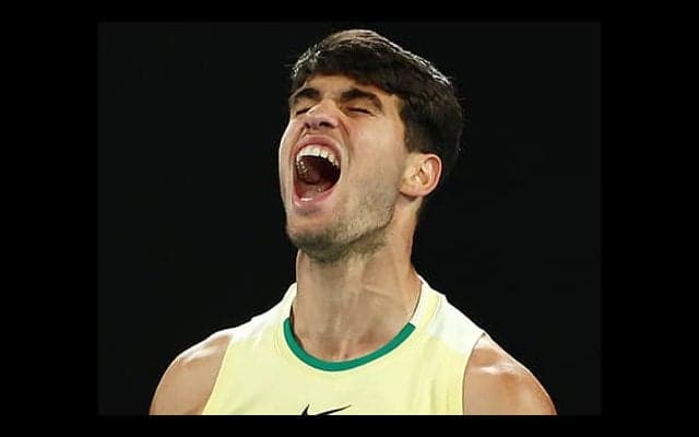 アルカラス 圧勝で全豪OP8強