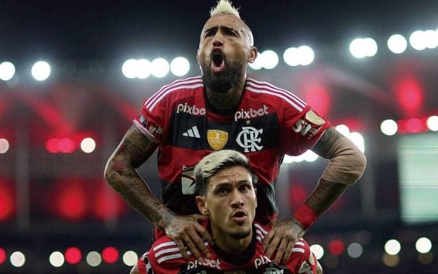 36歳ビダルが母国チリの名門コロコロに17年ぶり復帰！ かつての世界最強ボックス・トゥ・ボックス