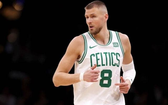 昨季王者ナゲッツとの一戦を終えたポルジンギス「もしポストシーズンで対戦すれば…」