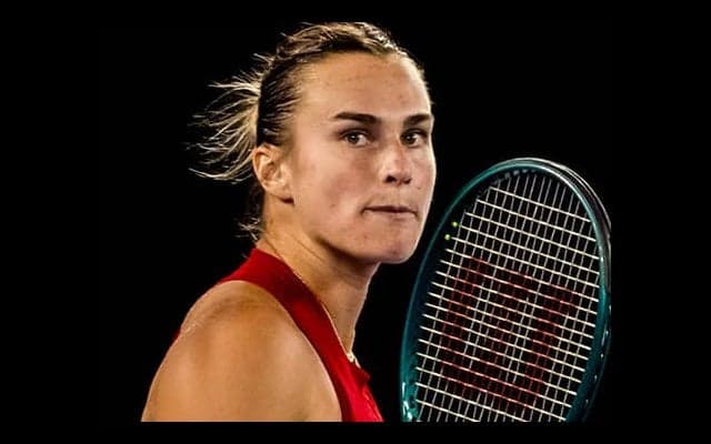 好調の昨年女王 19歳待つ準決勝へ