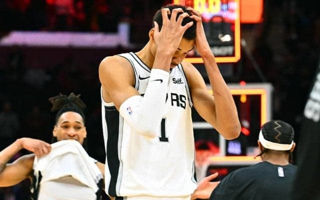 “超大型新人”ウェンバンヤマがNBAの厳しさを語る「全試合が地獄のような戦い」