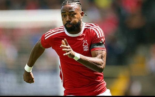 英2部ワトフォードが元エースFWデニスの呼び戻しに成功！　今季前半はトルコでプレー