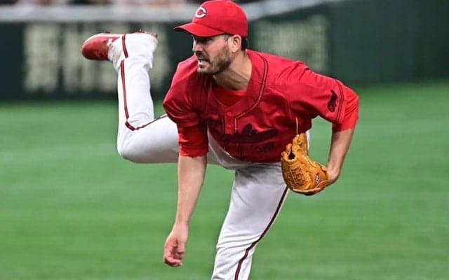 防御率2.20も広島退団…逆輸入に厳しい指摘　29歳右腕を待つ「かなり困難な道のり」