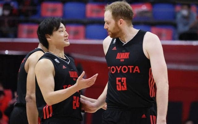 「ここまでくる過程を近くで見てたから…」カークの日本国籍取得に田中大貴などが祝福の言葉