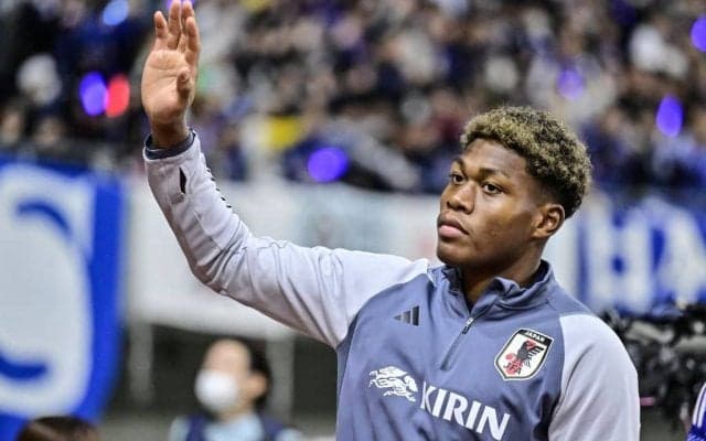 【森保ジャパンはインドネシアとどう戦ったか(2)】「厳しいですけど、試練を与えた」と指揮官が鈴木彩艶に賭ける期待……覚悟を持っての3戦連続起用