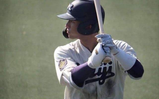 高1の神宮で放った“異彩” 井端ジャパン招集が確実視されるドラ1候補・宗山塁のプロスカウト垂涎の凄みは何か？