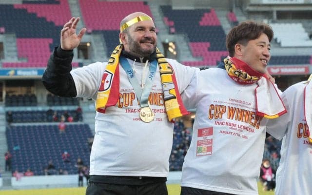 就任1年目で見事タイトル獲得、バルセロナから来たINAC神戸のジョルディ監督「勝ちたいという気持ちを見せてくれた」