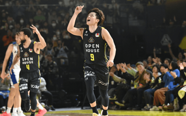 群馬、辻が3ポイントで大記録達成し東5位に浮上…島根は西首位とのゲーム差『1』に／1月27日開催 B1試合結果