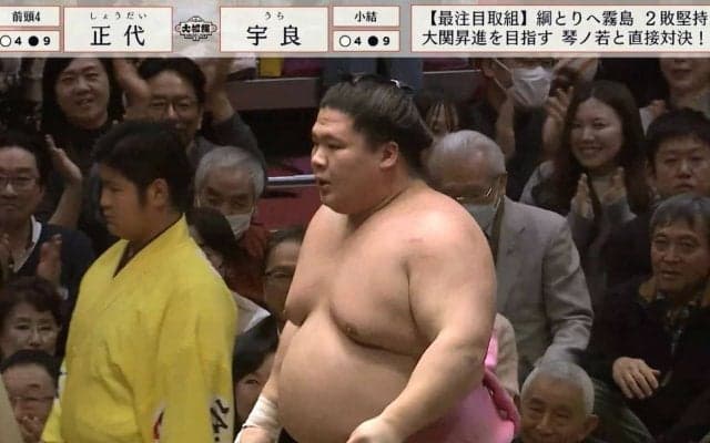 土俵際で窮地も「よく残りましたね（笑）」放送席が思わず笑顔になる“エンタメ要素満載”相撲 人気力士に「あそこから勝つんか」驚きの声