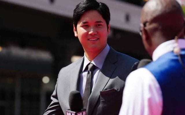 司会者も虜…大谷翔平の英語「見事でした」　心揺さぶる2分間、果たした5年前の“約束”