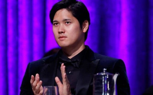 大谷翔平に求婚続々「私は独身」「運命の人に」　選手で唯一…空いていた“隣の位置”