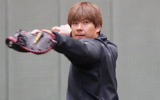 戦力外→古巣復帰で覚悟…慣れぬ握りに「気色悪い」　36歳で変わった“感覚”