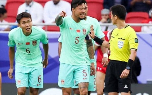 日韓両代表の後塵を拝した中国 母国OBはアジア杯での“惨敗”に警鐘「将来的に世界はおろか、アジアでもついていけなくなる」