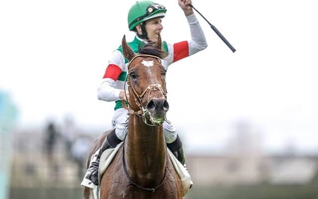 最優秀3歳牡馬に選出されたタスティエーラ キャロットファーム黒田真知子氏「すべての方のおかげだと思っております」/JRA賞授賞式