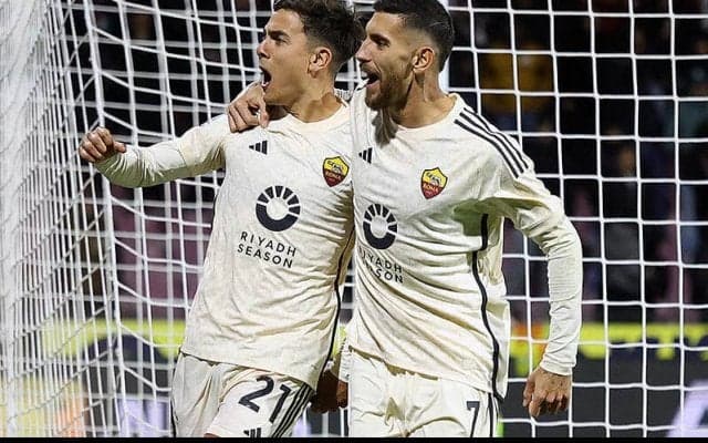 ローマがデ・ロッシ体制連勝で5位浮上！　主将ペッレグリーニ2戦連続の決勝点【セリエA】