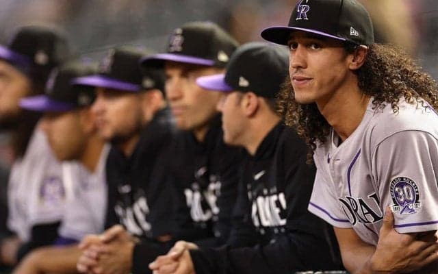 実績ほぼゼロも…マイナー契約で“大ニュース”　米皮肉「嫁のことしか知られていない」