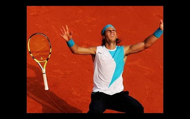  ナダル優勝時のラケット 1700万円で落札 